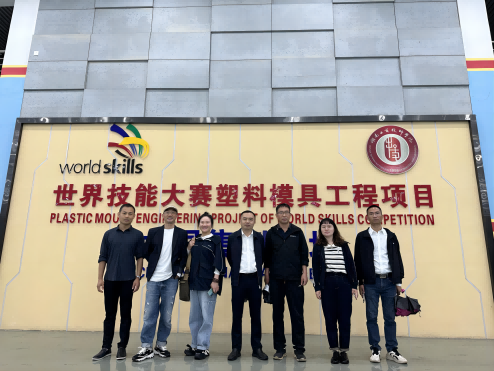 娄底技师米兰买球实习科负责人来我院交流