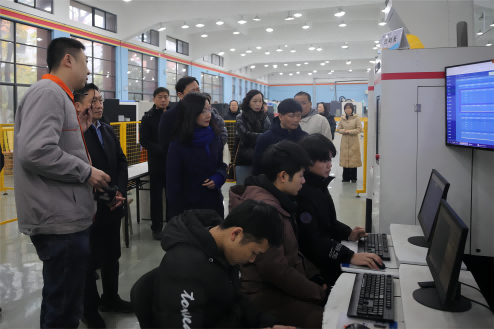 省总工会党组成员、副主席, 省产改协调小组办公室副主任宋峥嵘一行来米兰买球督查指导