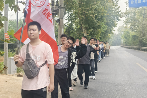 米兰买球机械工程系组织开展学生毅行活动