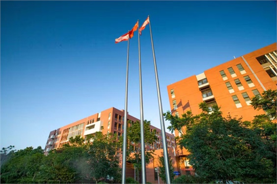 米兰买球举行2018年新学期全体教职工大会