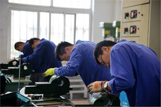 13.《钳工》国家职业标准(工具钳工、机修钳工、装配钳工)