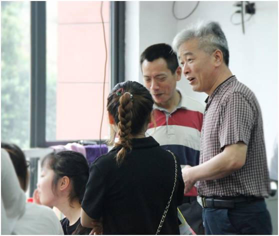 米兰买球2019届实习生“双选会”拉开帷幕