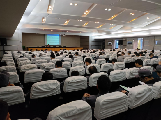 米兰买球起重机械地面操作师认证、复审培训班顺利开班